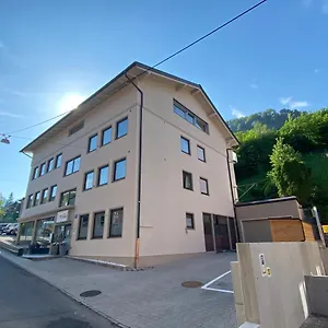Hofmann ** Salzburg