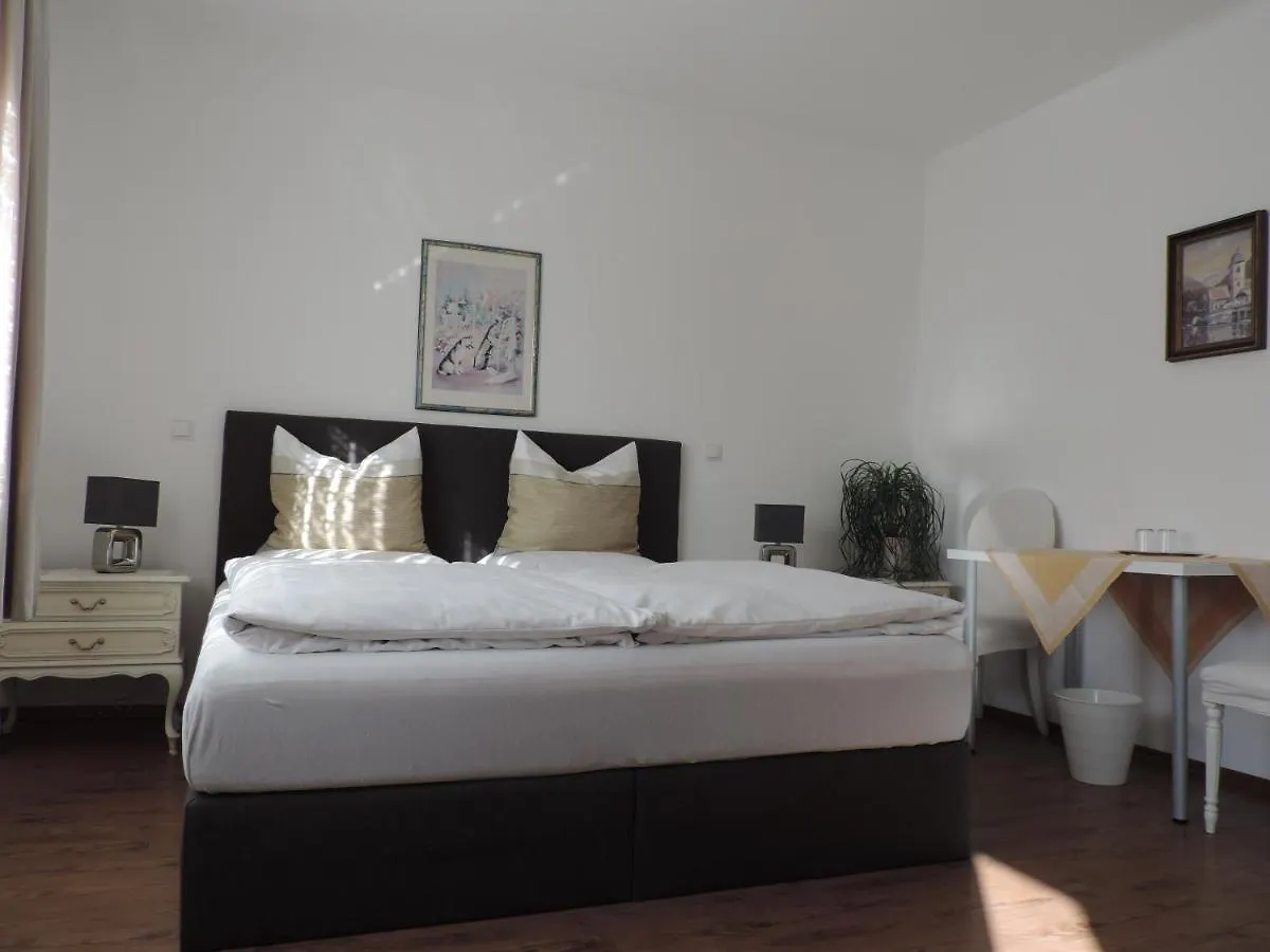 Pension Am Eschenbach Salzburg